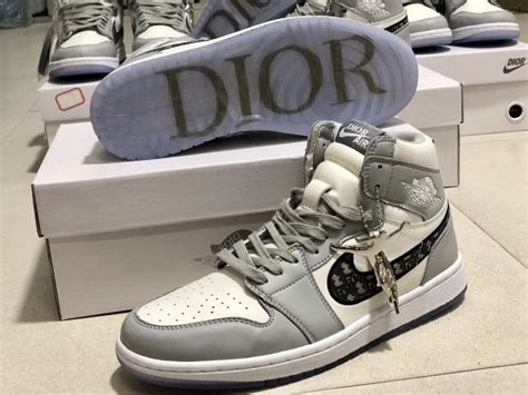 dior shoes 6.5 gold|Dior jordan 1 release date.